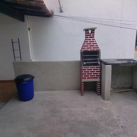 Casa 2 Quartos Em Cabo Frio Piscina E Area Gourmet Cantim Do Goiano Hospedagens Екстериор снимка